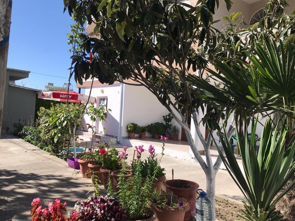 Colombo Hotel Vlorë Екстериор снимка